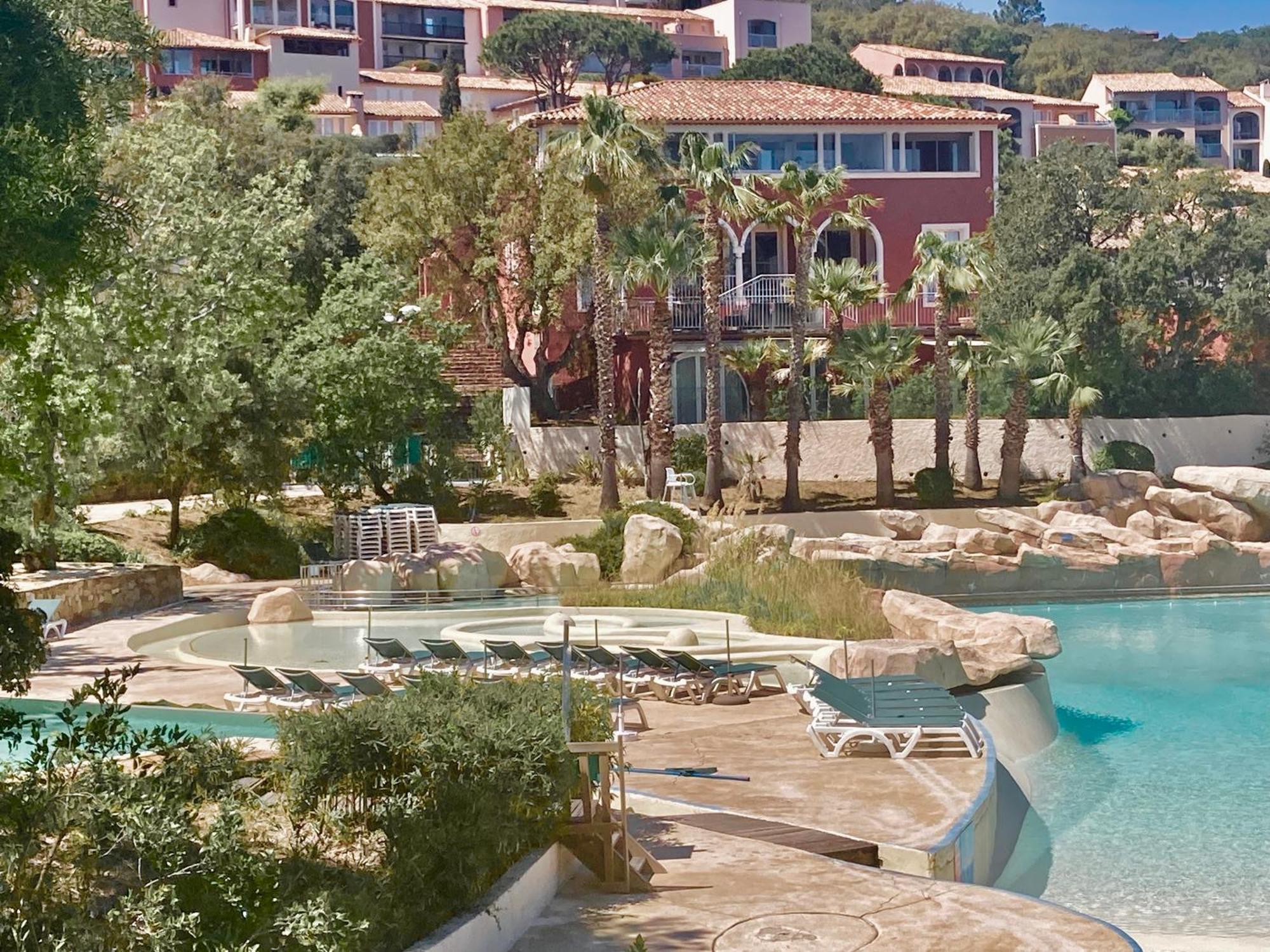 Les Restanques Vue Mer Roses 1070 Rez De Jardin Grimaud Buitenkant foto
